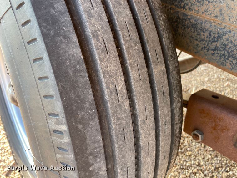 image for item DN5154 1999 Bohnert  flatbed trailer