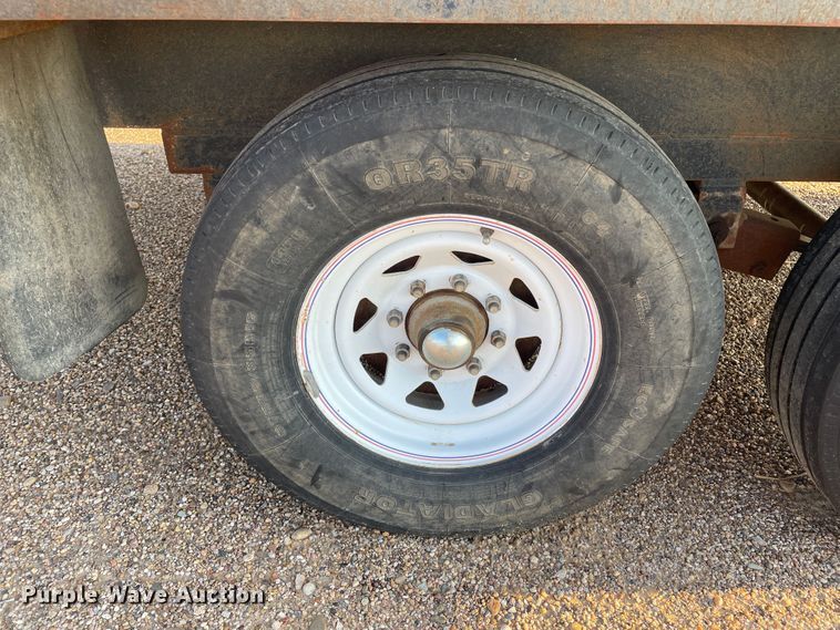 image for item DN5154 1999 Bohnert  flatbed trailer