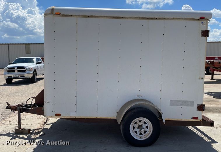 image for item DN5170 2002 Cary-On Cargo  enclosed cargo trailer