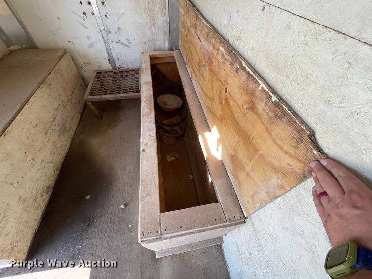 image for item DN5170 2002 Cary-On Cargo  enclosed cargo trailer