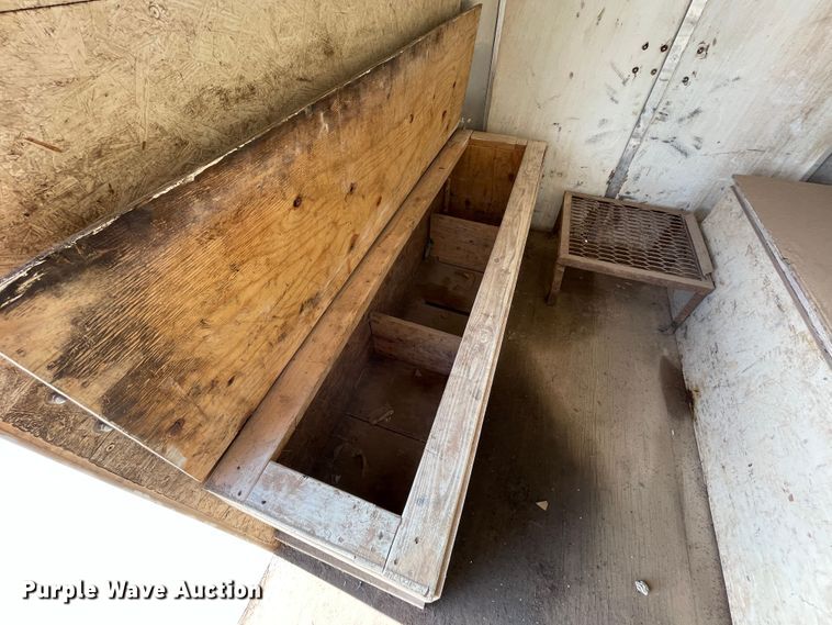 image for item DN5170 2002 Cary-On Cargo  enclosed cargo trailer