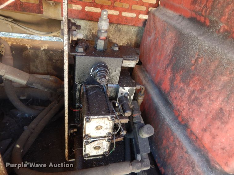 image for item DN6814 1996 JLG 33RTS  scissor lift