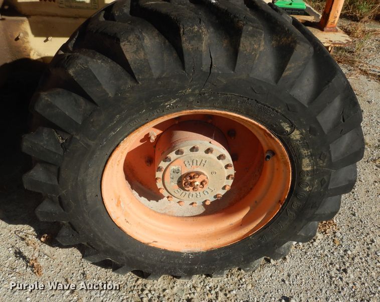 image for item DN6814 1996 JLG 33RTS  scissor lift