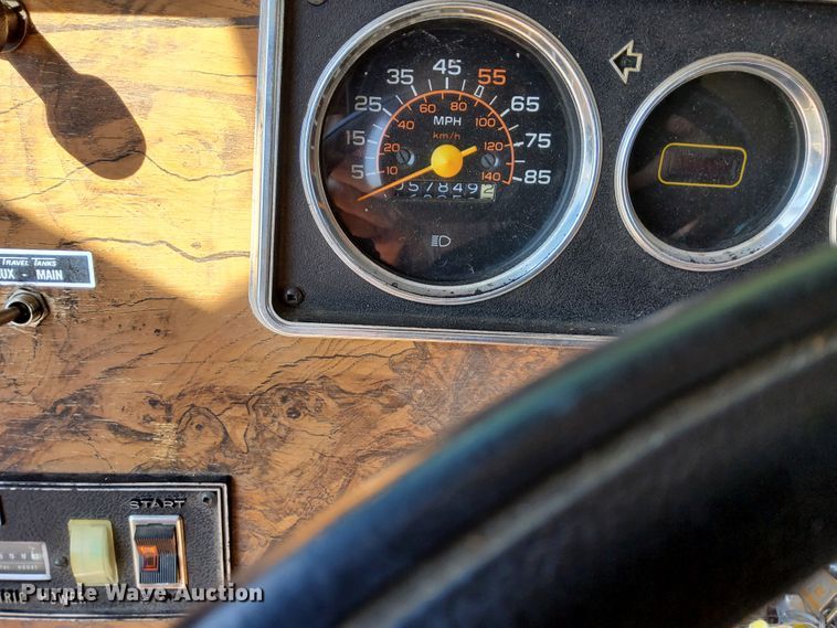 image for item DN6839 1984 Allegro  RV