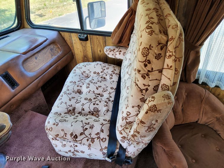 image for item DN6839 1984 Allegro  RV