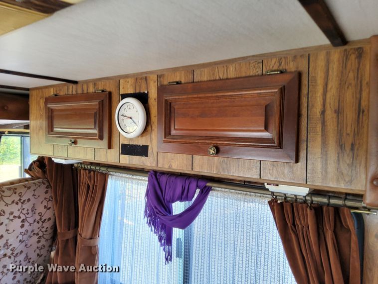 image for item DN6839 1984 Allegro  RV