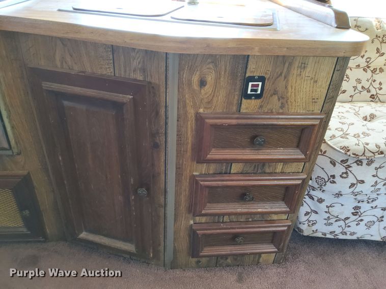 image for item DN6839 1984 Allegro  RV