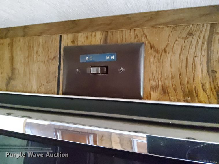 image for item DN6839 1984 Allegro  RV