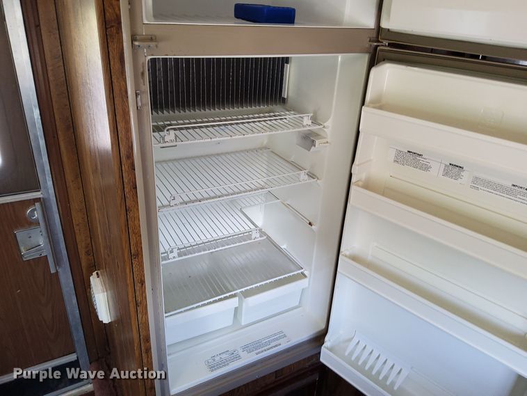 image for item DN6839 1984 Allegro  RV