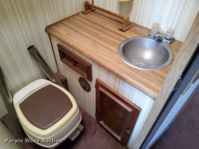 image for item DN6839 1984 Allegro  RV