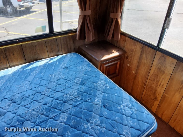 image for item DN6839 1984 Allegro  RV