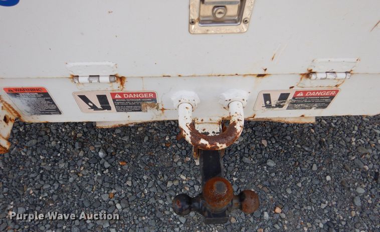 image for item DO1572 2006 Ford F550  bucket truck