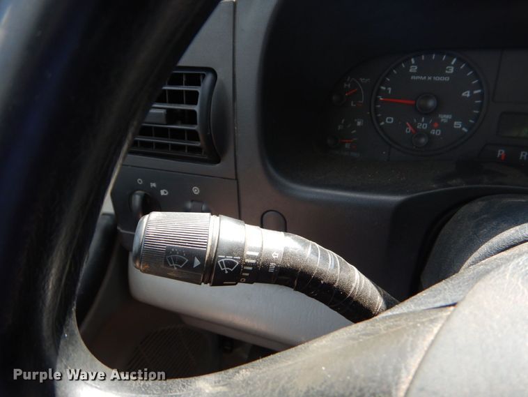 image for item DO1572 2006 Ford F550  bucket truck