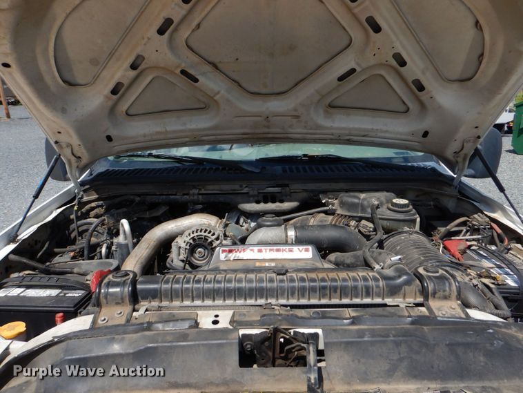 image for item DO1572 2006 Ford F550  bucket truck