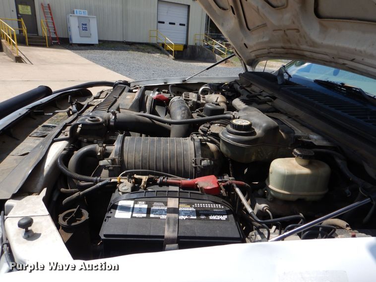 image for item DO1572 2006 Ford F550  bucket truck