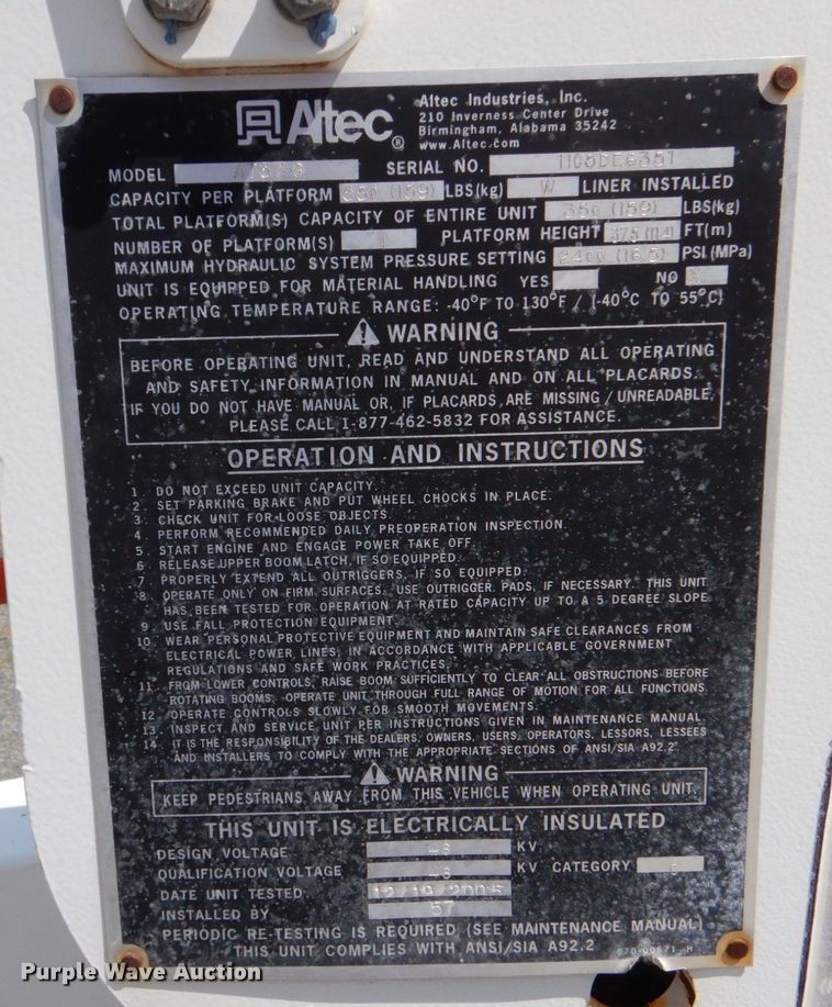 image for item DO1572 2006 Ford F550  bucket truck