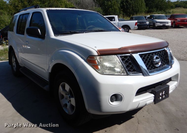 image for item DO1588 2008 Nissan Pathfinder  SUV