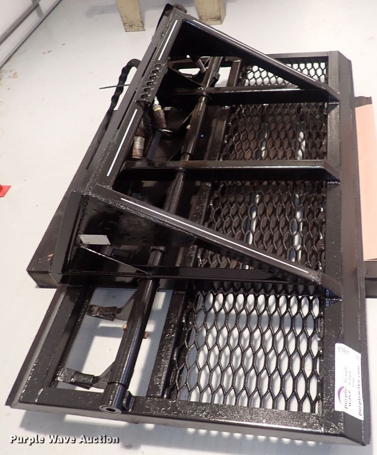 image for item DQ2869 Grademaster  skid steer land leveler