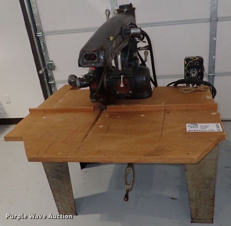 image for item DQ2870 DeWalt GE  radial arm saw