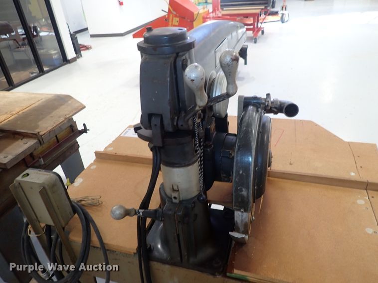 image for item DQ2870 DeWalt GE  radial arm saw