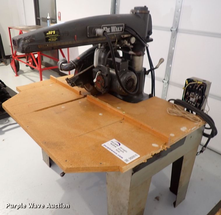 image for item DQ2870 DeWalt GE  radial arm saw