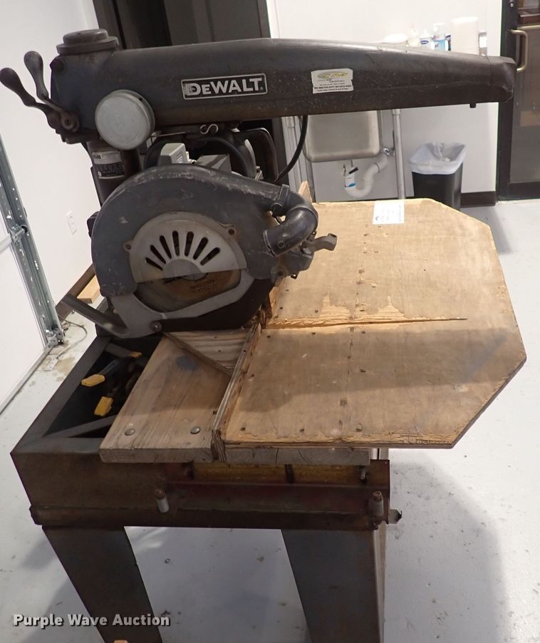 image for item DQ2871 DeWalt GE 632  radial arm saw