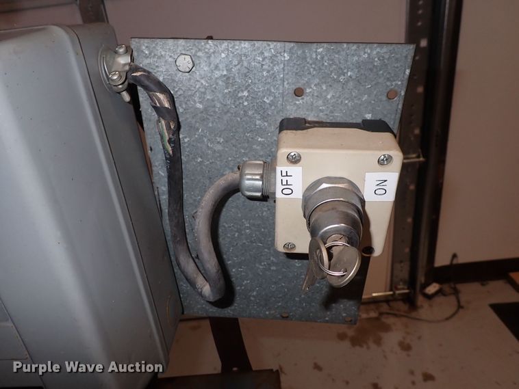 image for item DQ2871 DeWalt GE 632  radial arm saw