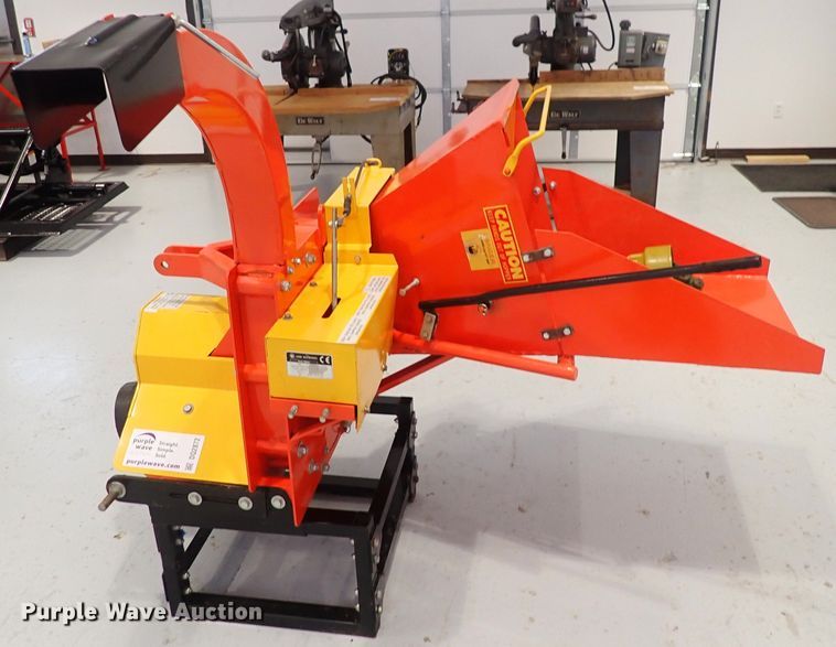 image for item DQ2872 Agri-Machinery WC-8  wood chipper