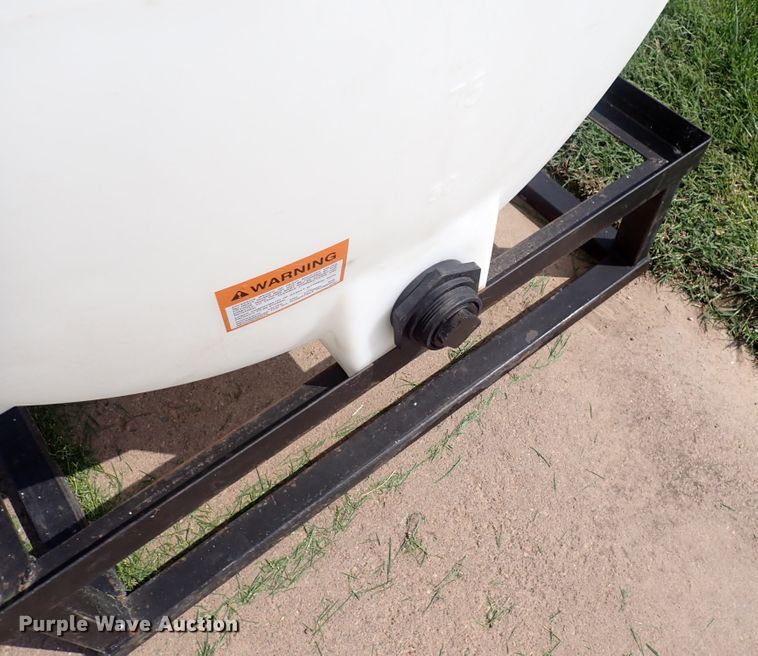 image for item DQ2924 Hydro seeder