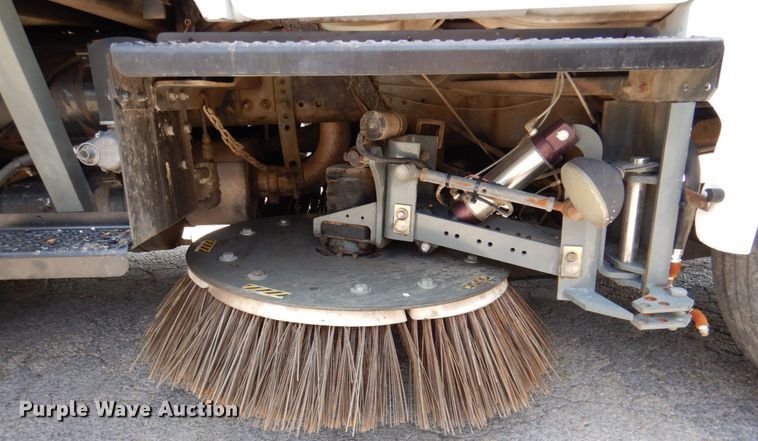 image for item DR2028 2007 Freightliner Business Class M2  street sweeper truck