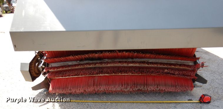 image for item DR2028 2007 Freightliner Business Class M2  street sweeper truck