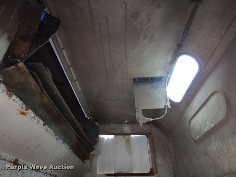 image for item DR2028 2007 Freightliner Business Class M2  street sweeper truck