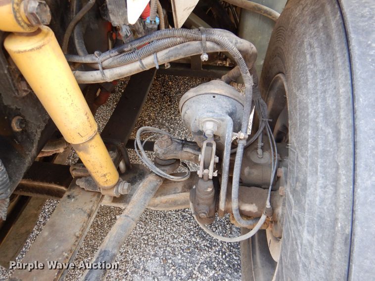 image for item DR2028 2007 Freightliner Business Class M2  street sweeper truck