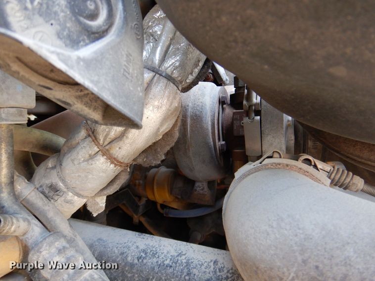 image for item DR2028 2007 Freightliner Business Class M2  street sweeper truck