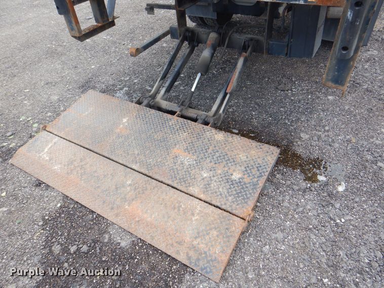 image for item DS8141 2012 Ford F450 Super Duty XL  box truck