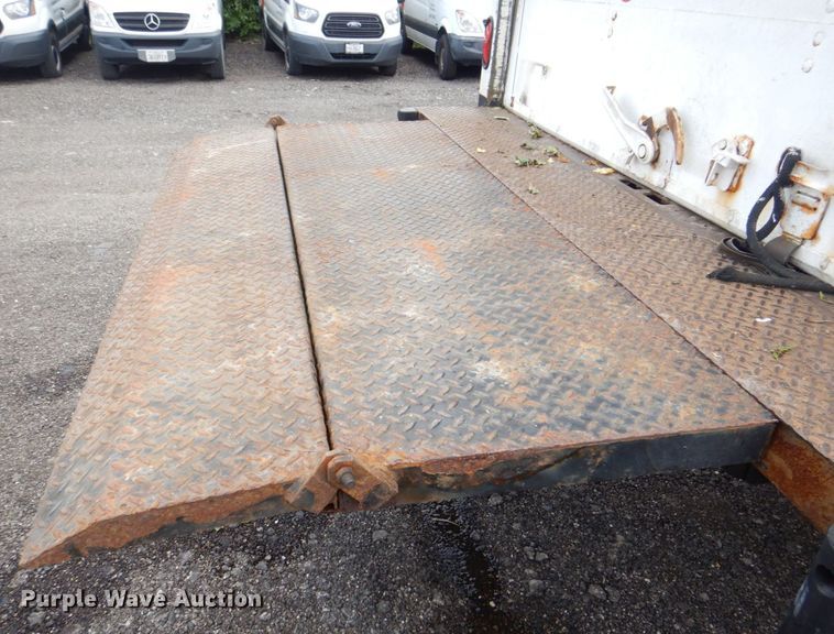 image for item DS8141 2012 Ford F450 Super Duty XL  box truck