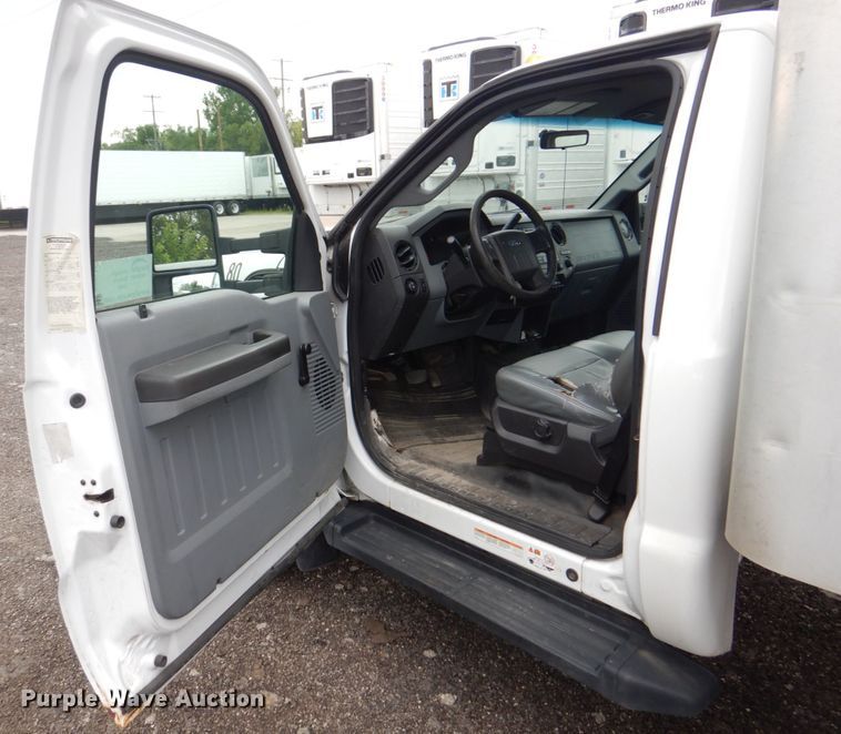 image for item DS8141 2012 Ford F450 Super Duty XL  box truck