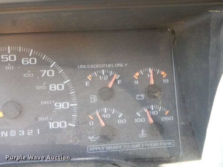 image for item HF9358 1998 Chevrolet 1500  Ext. Cab pickup truck