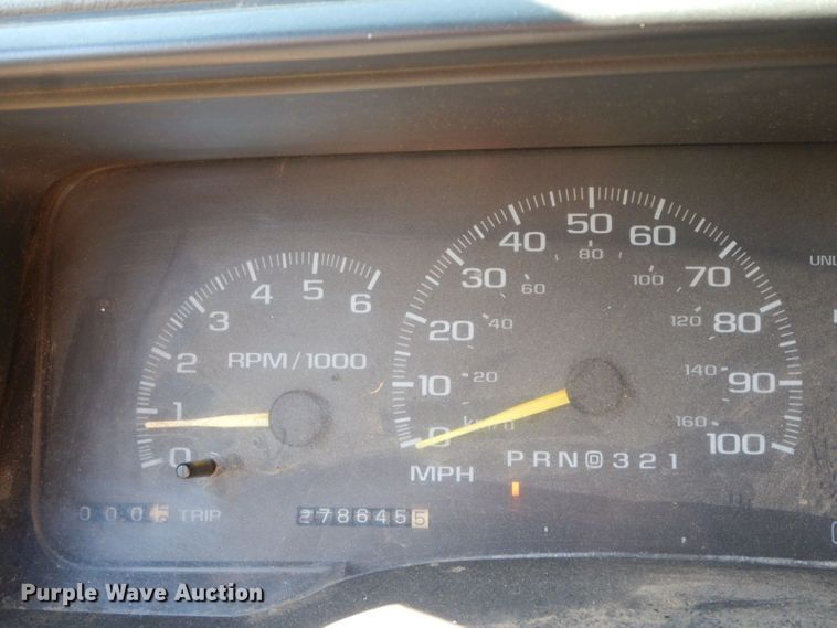 image for item HF9358 1998 Chevrolet 1500  Ext. Cab pickup truck