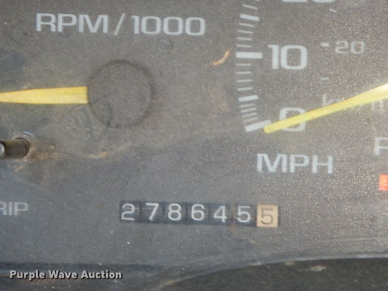 image for item HF9358 1998 Chevrolet 1500  Ext. Cab pickup truck