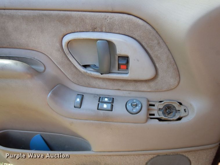 image for item HF9358 1998 Chevrolet 1500  Ext. Cab pickup truck