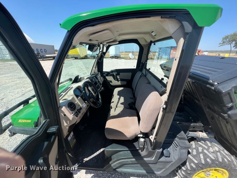 image for item IA9054 2021 John Deere XUV835R  utility vehicle