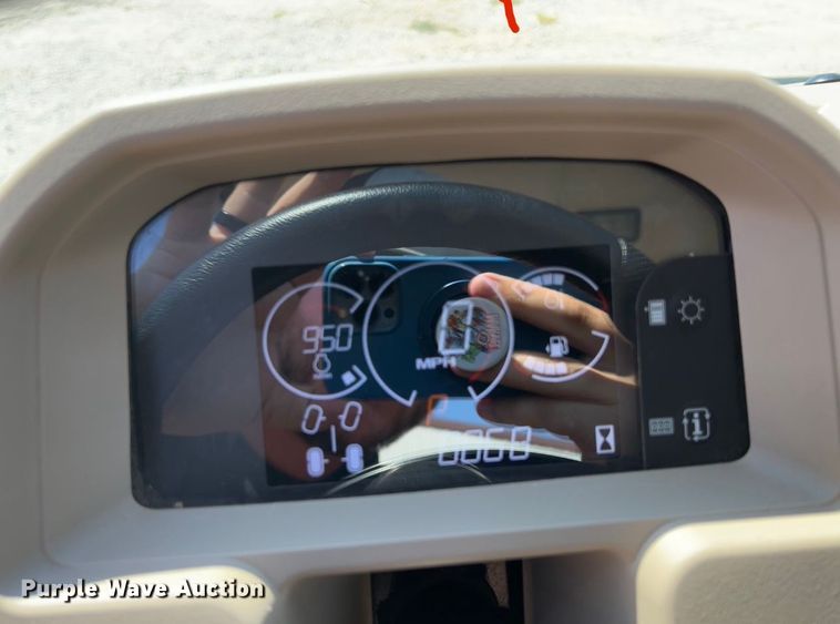 image for item IA9054 2021 John Deere XUV835R  utility vehicle