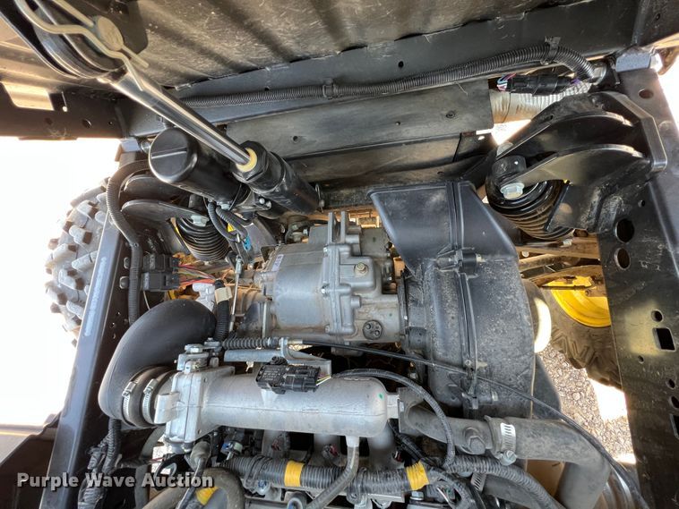 image for item IA9054 2021 John Deere XUV835R  utility vehicle