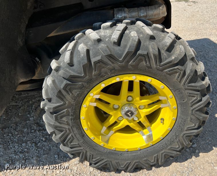 image for item IA9054 2021 John Deere XUV835R  utility vehicle