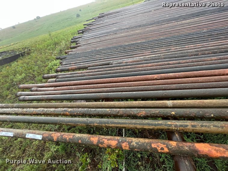 image for item IA9078 Approximately 38 oilfield pipes