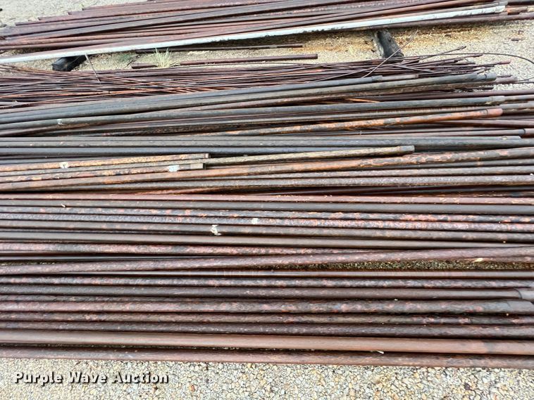 image for item IA9082 Approximately 1200' of oilfield pipe