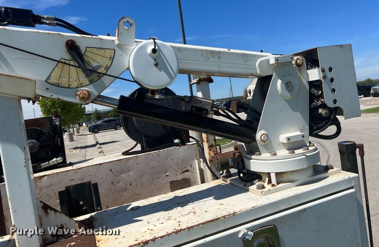 image for item IA9101 2009 Ford F550 Super Duty  Crew Cab utility / service truck