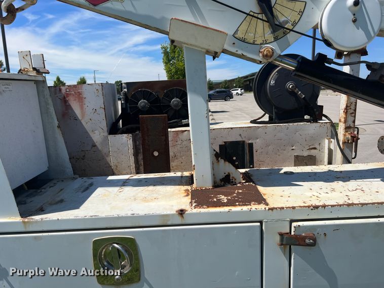 image for item IA9101 2009 Ford F550 Super Duty  Crew Cab utility / service truck