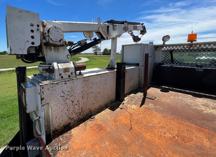 image for item IA9101 2009 Ford F550 Super Duty  Crew Cab utility / service truck